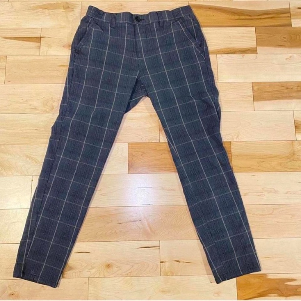 🌚 Grey Plaid Pants